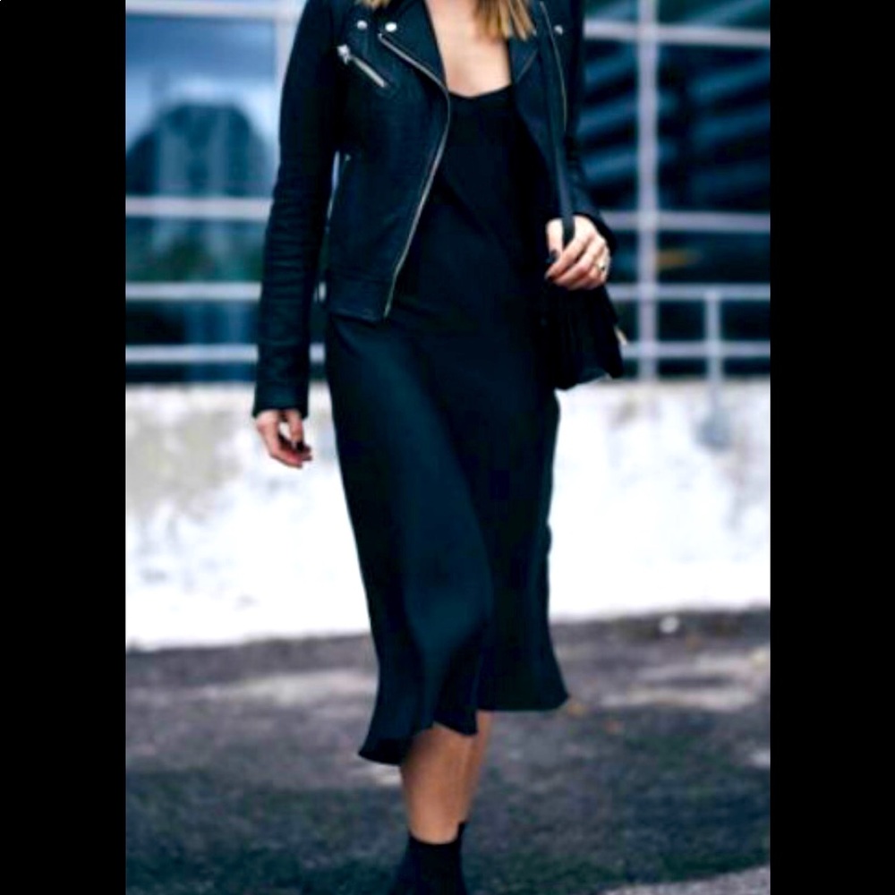 NWT-Slip dress black, size 6